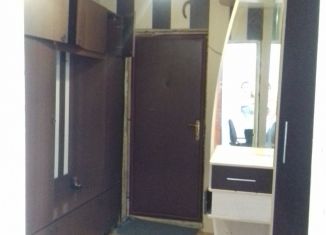 Сдаю в аренду трехкомнатную квартиру, 69 м2, Отрадное, Железнодорожная улица, 17