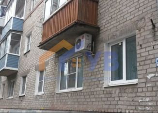 Продам 3-комнатную квартиру, 44 м2, Рязань, улица Ленинского Комсомола, 99