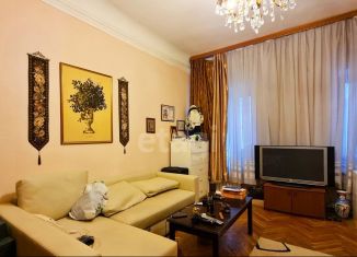 Продается четырехкомнатная квартира, 100 м2, Москва, Страстной бульвар, 4с3, метро Тверская