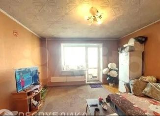 Продаю четырехкомнатную квартиру, 79 м2, Минусинск, улица Кретова, 1