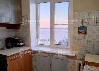 Продам 2-комнатную квартиру, 46 м2, Волгоградская область, улица Грамши, 43