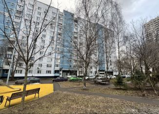 Сдается 2-ком. квартира, 52 м2, Москва, Абрамцевская улица