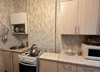 Продам 3-ком. квартиру, 60 м2, Саратов, Зенитная улица, 12А, Кировский район