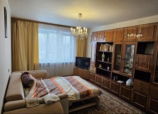 Продам 3-комнатную квартиру, 74 м2, Лихославль, улица Вагжанова, 4А