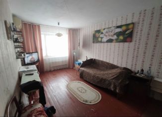 Продаю 3-комнатную квартиру, 61 м2, Абакан, улица Кати Перекрещенко, 13