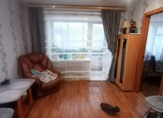 Продаю 2-ком. квартиру, 46 м2, Киров, улица Ивана Попова, 10