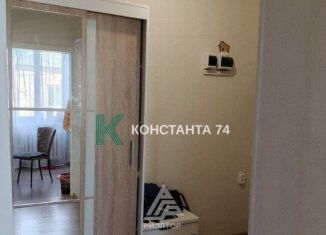 Продаю 2-комнатную квартиру, 45 м2, Челябинск, улица Карпенко, 6А