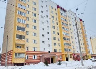 Продаю 3-ком. квартиру, 67.9 м2, Удмуртия, улица Е.М. Кунгурцева, 10