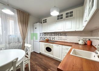 Продается 2-комнатная квартира, 66 м2, Орёл, улица Орловских Партизан