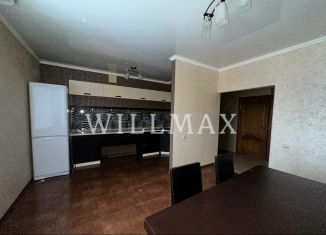 Продаю 2-ком. квартиру, 81.3 м2, Тюмень, Солнечный проезд, 3, ЖК Солнечный