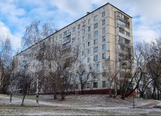 Продается 3-комнатная квартира, 50.6 м2, Москва, Вяземская улица, 24, станция Сетунь