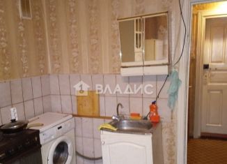 Продается 2-ком. квартира, 30.8 м2, Гатчина, улица Кустова, 46