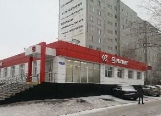 Сдаю в аренду торговую площадь, 35 м2, Омск, 33-я Северная улица, 122