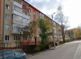 Продаю 2-ком. квартиру, 39 м2, Гурьевск, Фабричная улица, 4