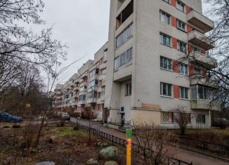 Продаю 2-комнатную квартиру, 51.1 м2, Сестрорецк, Приморское шоссе, 286