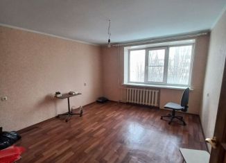 Продается 3-комнатная квартира, 65 м2, Саратов, Волжский район, Усть-Курдюмская улица, 3