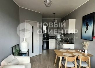 Продается 1-ком. квартира, 43.5 м2, Екатеринбург, Октябрьский район, улица Цвиллинга, 58