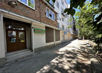 Продам торговую площадь, 151 м2, Алушта, улица Туристов, 2