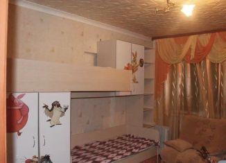 Продам 2-ком. квартиру, 44 м2, Ступино, улица Андропова, 37