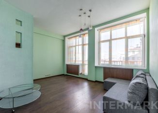 Сдается трехкомнатная квартира, 60 м2, Москва, улица Серафимовича, 2, улица Серафимовича