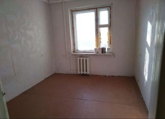 Продаю 4-комнатную квартиру, 79 м2, поселок городского типа Ясногорск, микрорайон Луговой, 1