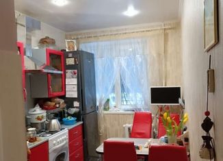 Продам 2-ком. квартиру, 45 м2, деревня Алексеевка, Центральная улица, 61