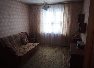 Сдается в аренду однокомнатная квартира, 30 м2, Московская область, улица Октябрьской Революции, 338