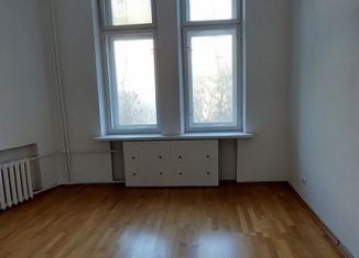 Продажа четырехкомнатной квартиры, 147 м2, Москва, улица Спиридоновка, 21