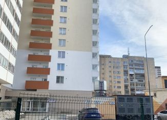 Продается однокомнатная квартира, 51 м2, Екатеринбург, улица Фрезеровщиков, улица Фрезеровщиков