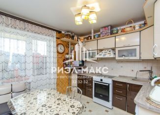Двухкомнатная квартира на продажу, 60.5 м2, Брянск, ЖК Речной, улица Комарова, 61