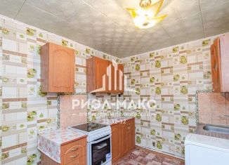 Продажа 2-ком. квартиры, 38.6 м2, Дятьково, улица Карла Маркса, 9