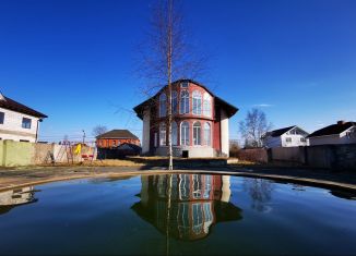 Продаю дом, 496 м2, Санкт-Петербург, улица Коммунаров, 16, метро Проспект Ветеранов