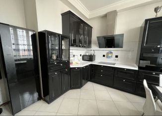 Сдается в аренду 2-ком. квартира, 76.5 м2, Балашиха, ЖК 1 Мая, микрорайон 1 Мая, 36