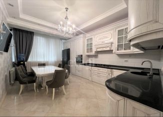 Продается 5-комнатная квартира, 163 м2, Нальчик, район Горная, улица Тарчокова