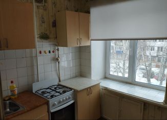Аренда 2-комнатной квартиры, 60 м2, Чернушка, Коммунистическая улица, 11
