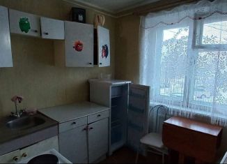 Аренда 2-комнатной квартиры, 42 м2, Карпинск, улица Карпинского