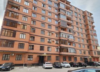 Продается однокомнатная квартира, 64 м2, Грозный, улица А.А. Айдамирова, 135к3, микрорайон Ипподромный
