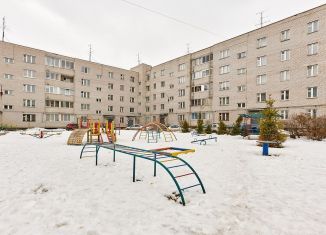 Продается 1-комнатная квартира, 33 м2, село Фролы, Центральная улица, 15