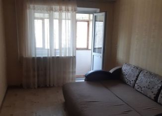 Сдам 1-ком. квартиру, 33 м2, Ахтубинск, улица Нестерова, 8