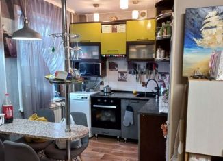 Продается двухкомнатная квартира, 44 м2, Юрга, улица Максименко, 15