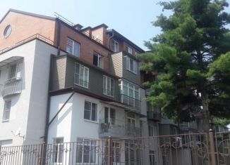 Продается двухкомнатная квартира, 83 м2, Владикавказ, улица Леонова, 8к4, 2-й микрорайон