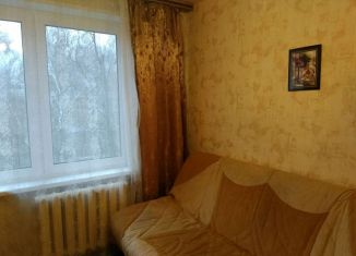 Сдам двухкомнатную квартиру, 47 м2, Московская область, улица Стадион, 4