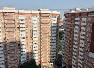 Продается трехкомнатная квартира, 76.2 м2, Краснодарский край, Кореновская улица, 69