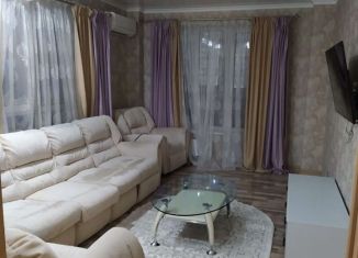 Продается 2-комнатная квартира, 75 м2, Краснодар, улица Леонида Лаврова, 8к4, ЖК Империал
