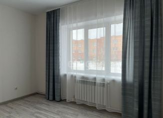 Продаю 2-комнатную квартиру, 40 м2, село Новолуговое, микрорайон Солнечный, 3