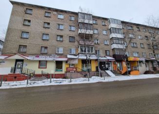 Продаю торговую площадь, 32 м2, Смоленск, улица Крупской, 30