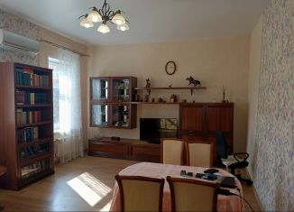 Продаю двухкомнатную квартиру, 66 м2, Ульяновск, улица Радищева, 85