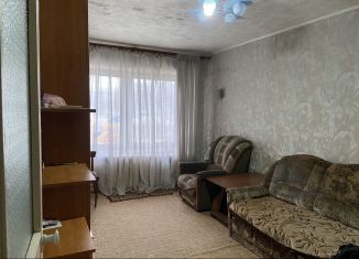 Продается 2-ком. квартира, 43 м2, Суворов, Тульская улица, 2