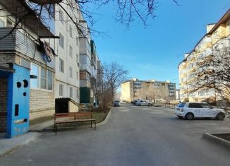 Продается двухкомнатная квартира, 52 м2, Михайловск, улица Ленина, 197