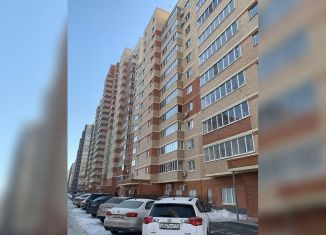 Продается 1-комнатная квартира, 42 м2, Челябинская область, улица 40-летия Победы, 3